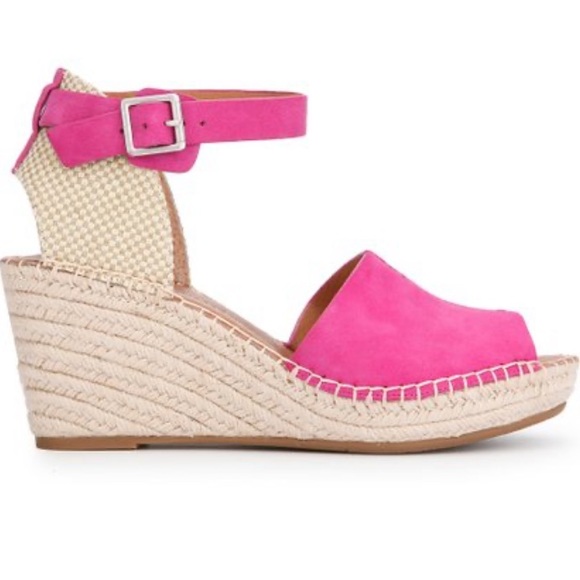 Super cute Gentle Souls wedges. - Picture 2 of 8